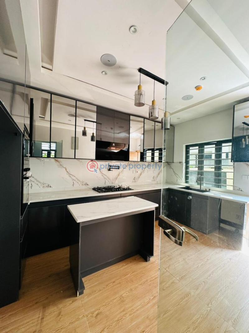 5 bedroom Semi detached Duplex For Sale Omole Phase 1 Ojodu Lagos - 2