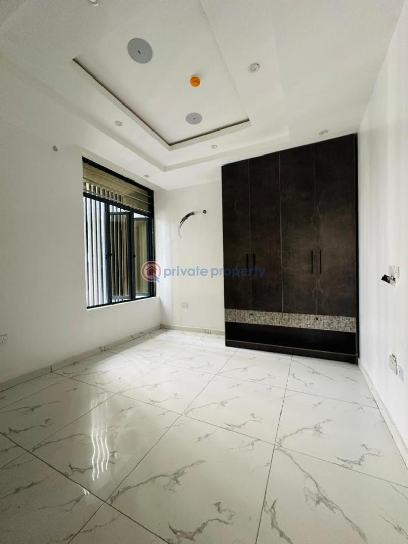 5 bedroom Semi detached Duplex For Sale Omole Phase 1 Ojodu Lagos - 0