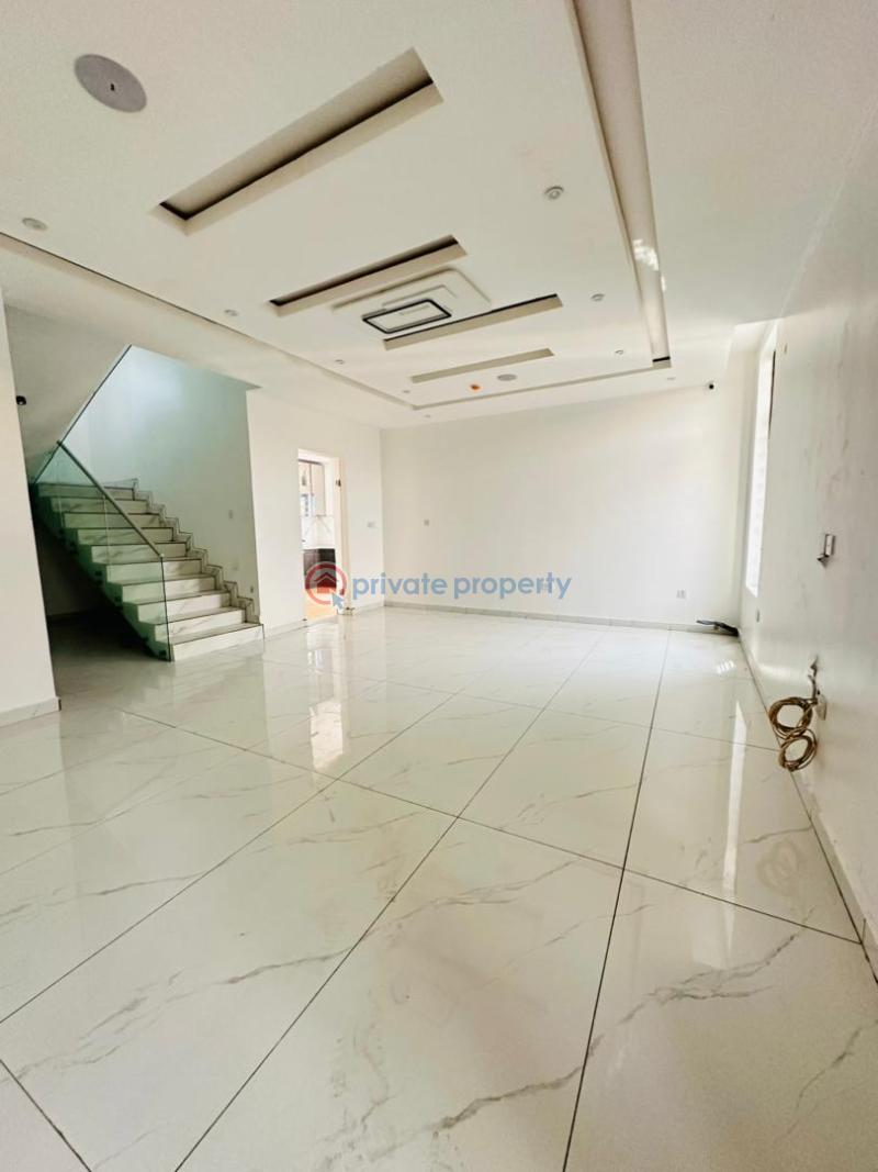 5 bedroom Detached Duplex For Sale Omole Phase 1 Ojodu Lagos - 3