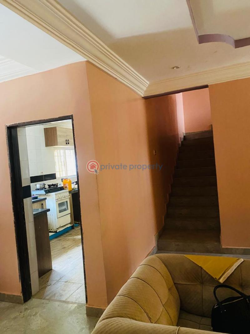 4 bedroom Terrace For Rent Karmo Abuja Phase 3  - 2
