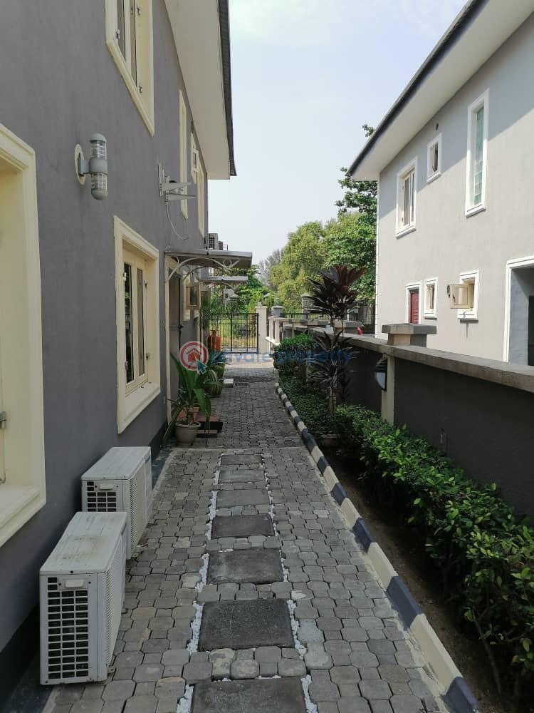 4 bedroom Semi detached Duplex For Sale Victoria Garden City Lekki Lagos - 1