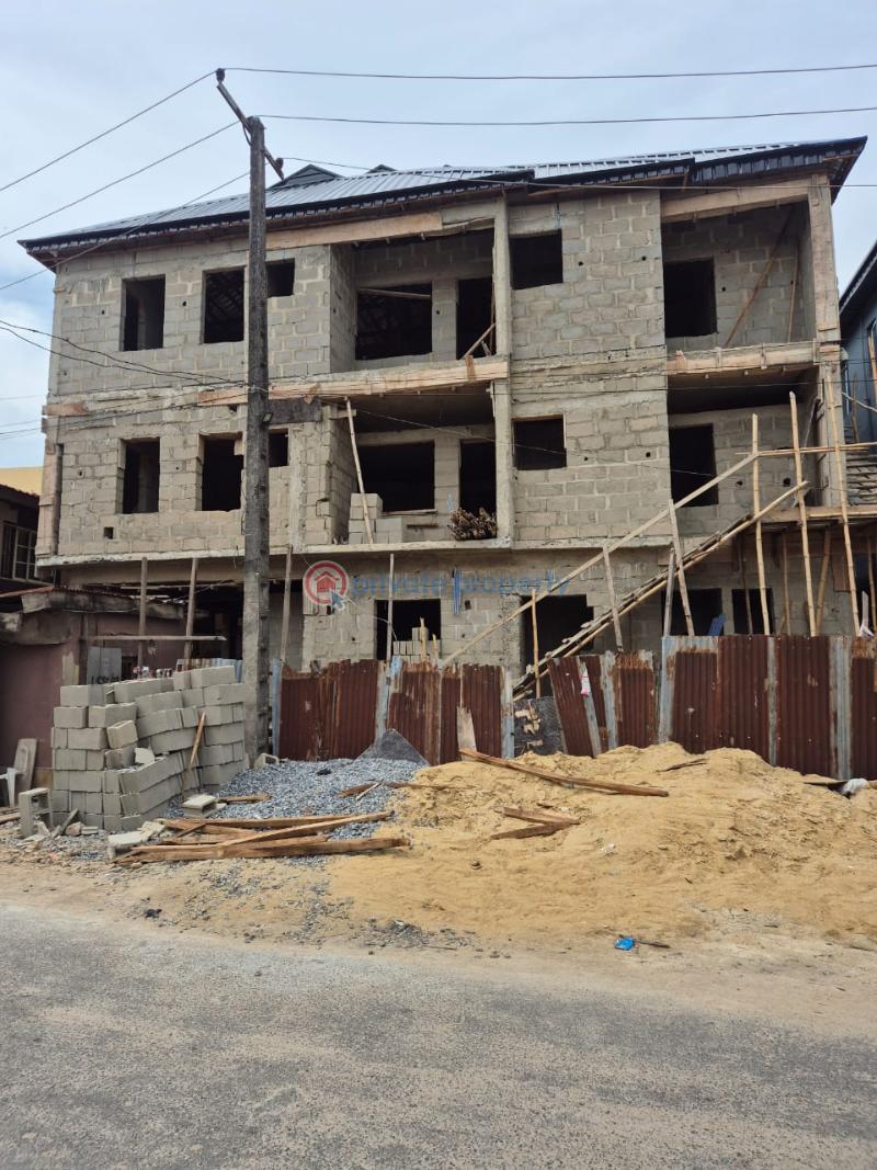 1 bedroom Mini Flat For Sale Ogudu Road Lagos - 3