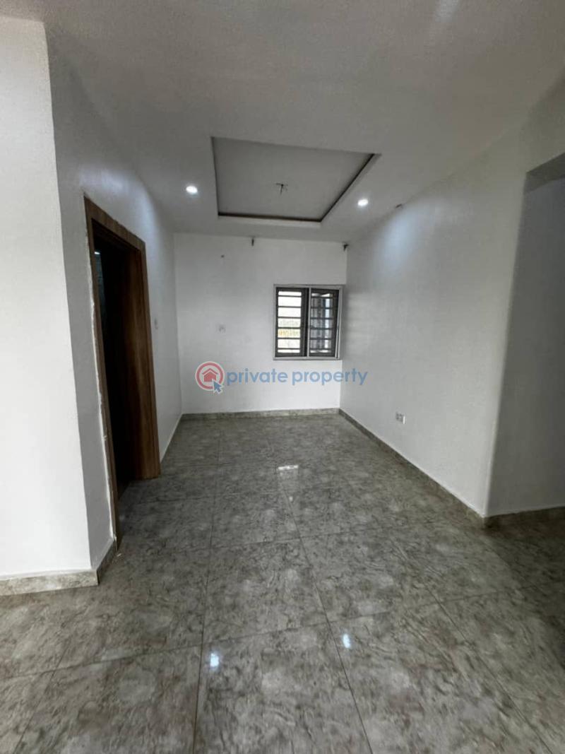 3 bedroom Block Of Flats For Rent Jahi Abuja Phase 2  - 4