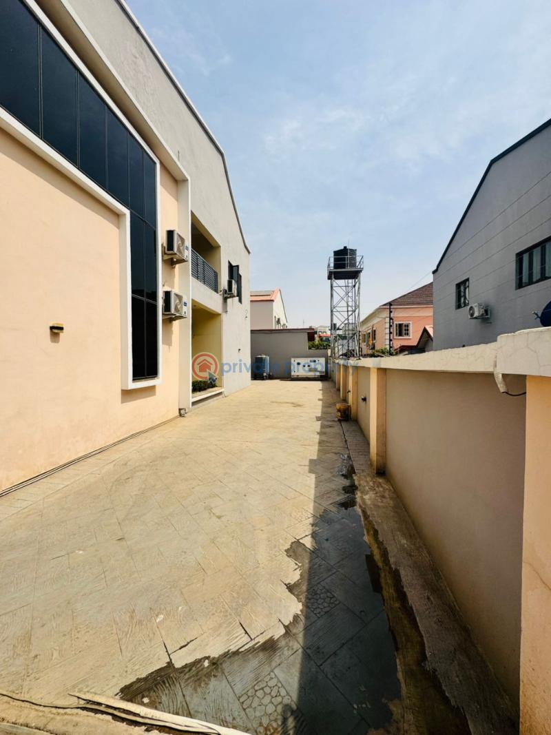 4 bedroom Semi detached Duplex For Sale Wuse Abuja Phase 1  - 4