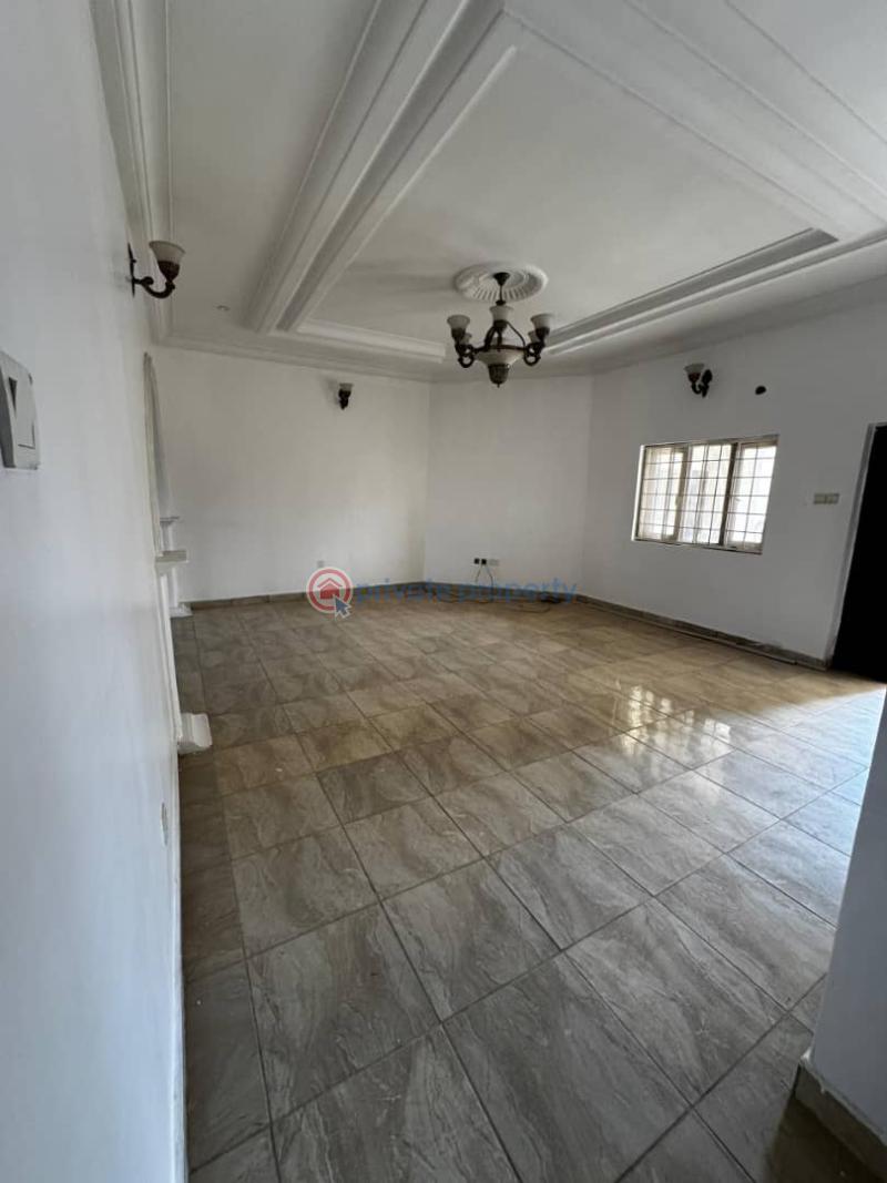 3 bedroom Block Of Flats For Rent Jahi Abuja Phase 2  - 4