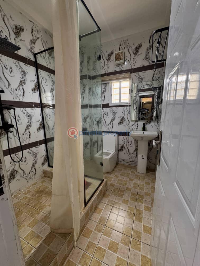 3 bedroom Block Of Flats For Rent Wuye Abuja Phase 2  - 11