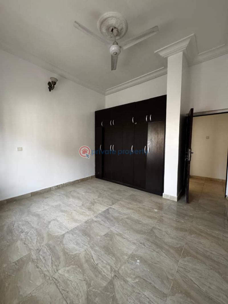 3 bedroom Block Of Flats For Rent Jahi Abuja Phase 2  - 2