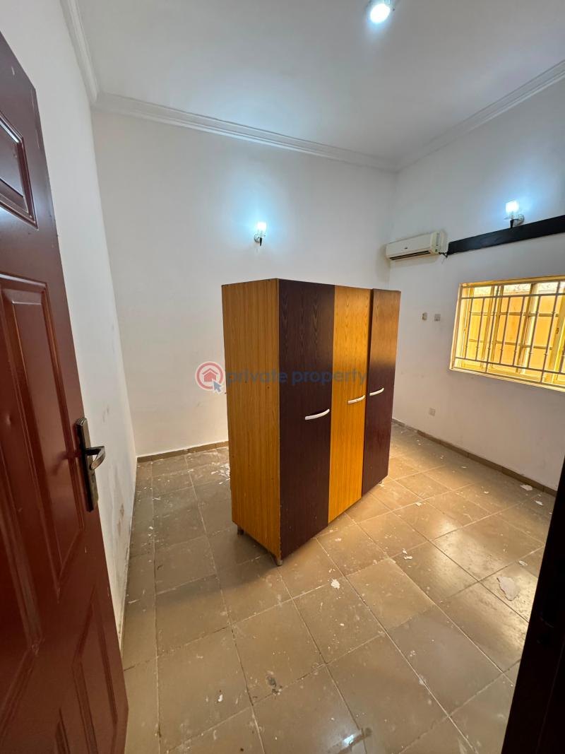 3 bedroom Semi detached Duplex For Rent Dawaki Abuja Phase 3  - 11
