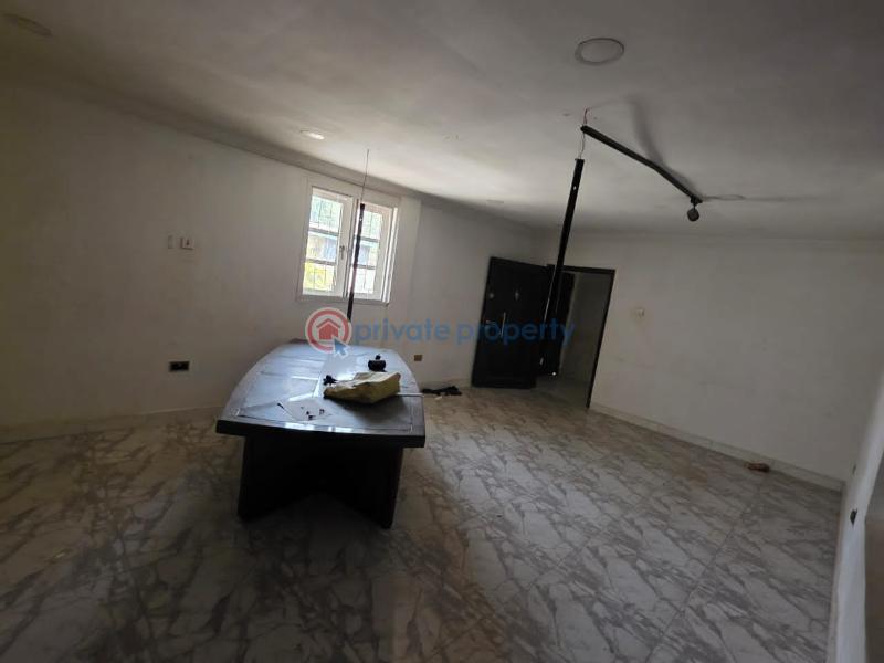 3 bedroom Bungalow For Rent Zone 1-7 Abuja Phase 1  - 2