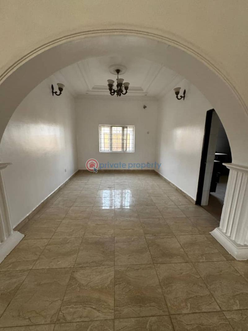 3 bedroom Block Of Flats For Rent Jahi Abuja Phase 2  - 1