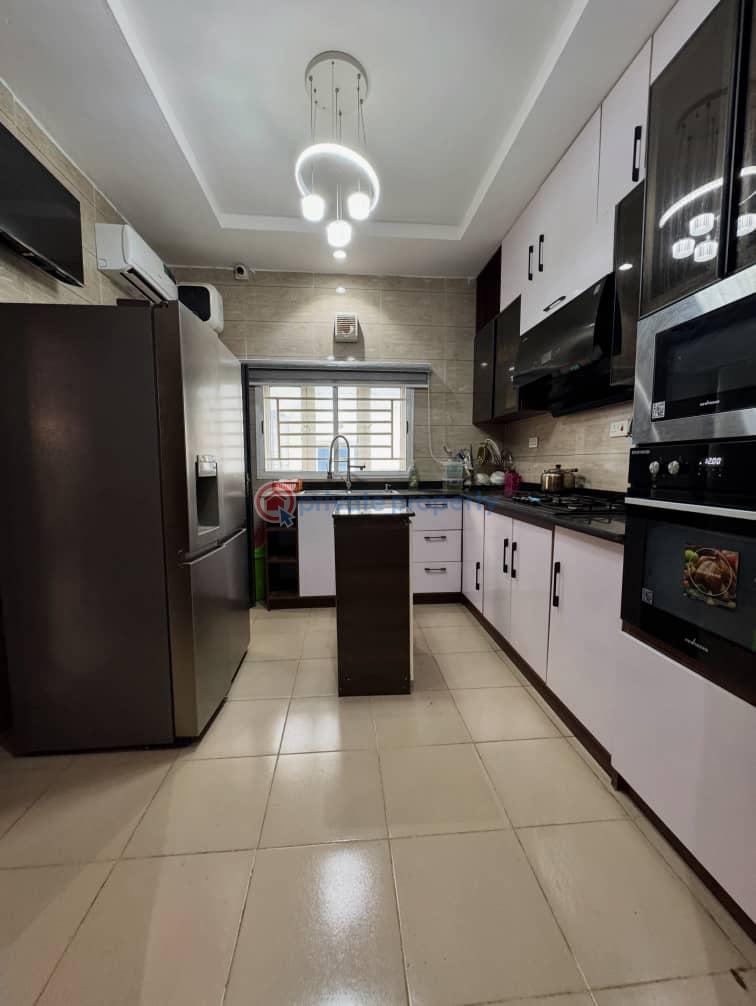 3 bedroom Block Of Flats For Rent Wuye Abuja Phase 2  - 10
