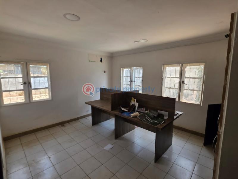 3 bedroom Bungalow For Rent Zone 1-7 Abuja Phase 1  - 1
