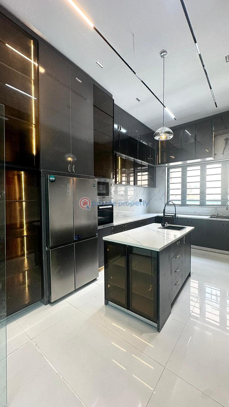 Luxiry 5 bedroom fully detached house with bq - 5 5 bedroom Detached Duplex For Sale Agungi Lekki Lagos - 5
