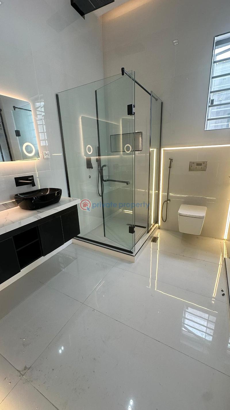 Luxiry 5 bedroom fully detached house with bq - 13 5 bedroom Detached Duplex For Sale Agungi Lekki Lagos - 13