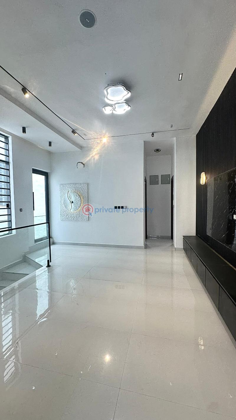 Luxiry 5 bedroom fully detached house with bq - 9 5 bedroom Detached Duplex For Sale Agungi Lekki Lagos - 9