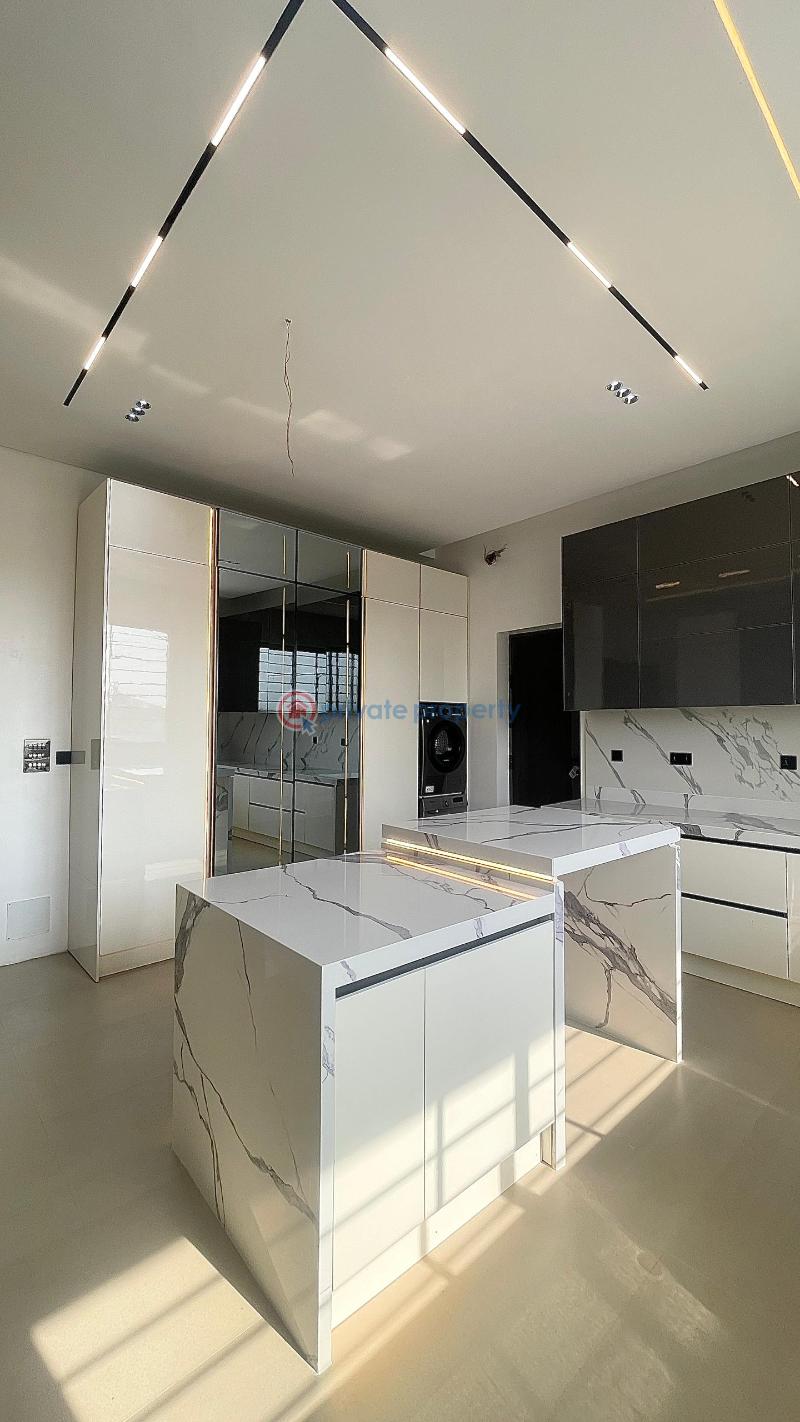 5 bedroom Detached Duplex For Sale Chevron Drive Lekki Lagos - 6