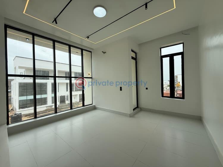 5 bedroom Semi detached Duplex For Sale Lekki Foreshore Lekki Phase 1 Lagos - 10