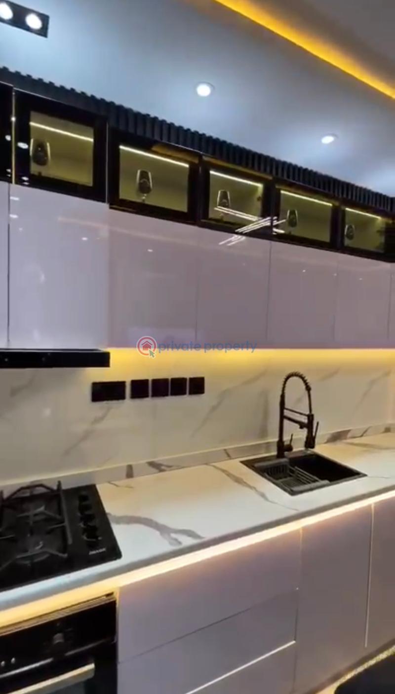 1 bedroom Mini Flat Short let Omorinre, Admiralty Way Lekki Phase 1 Lagos - 3