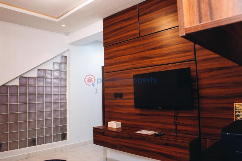 1 bedroom Block Of Flats Short let Guzape Abuja Phase 1  - 1