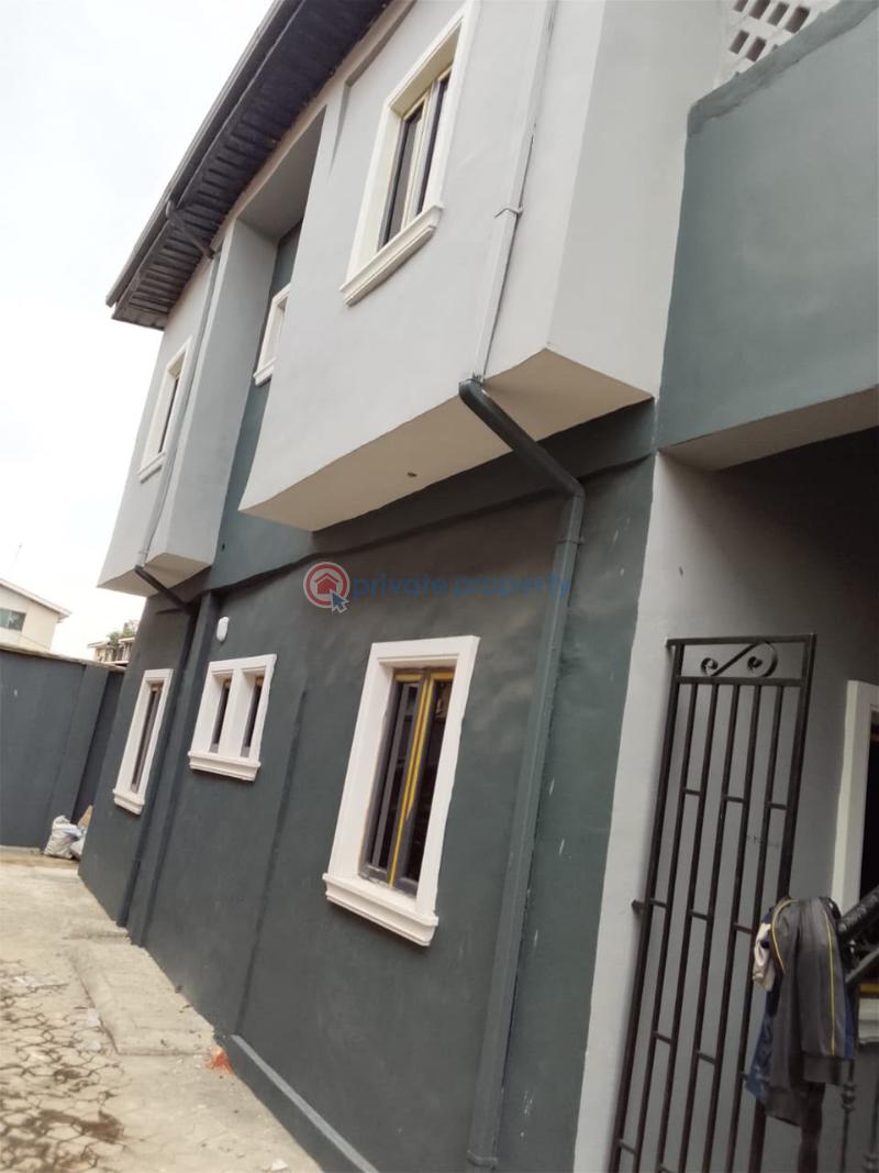 2 bedroom Flat & Apartment For Rent Alimosho Lagos - 5