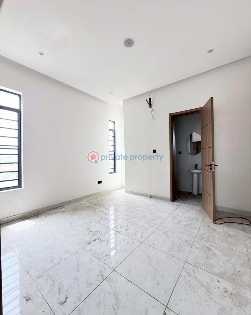 2 bedroom Flat & Apartment For Rent Lekki Phase 1 Lagos - 3