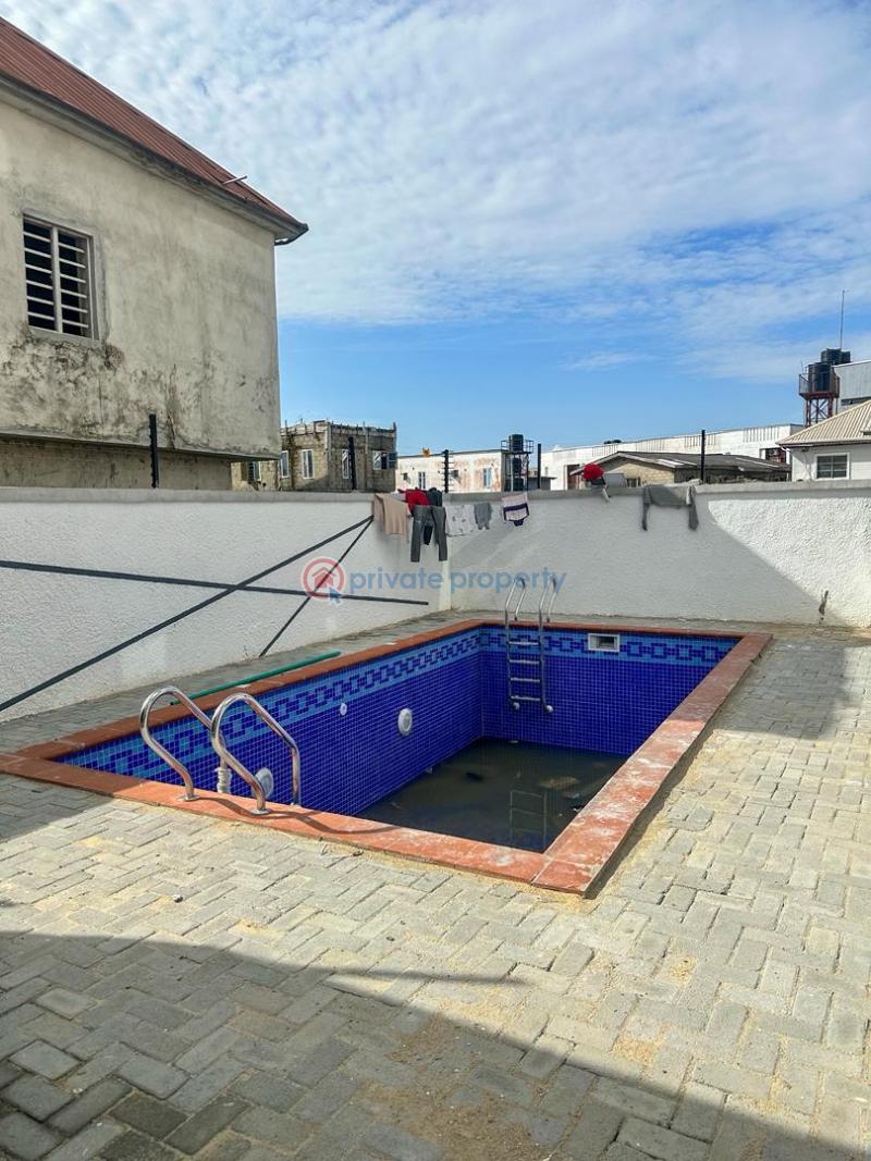 2 bedroom Block Of Flats For Sale Chevron Toll Gate Lekki Lagos - 0