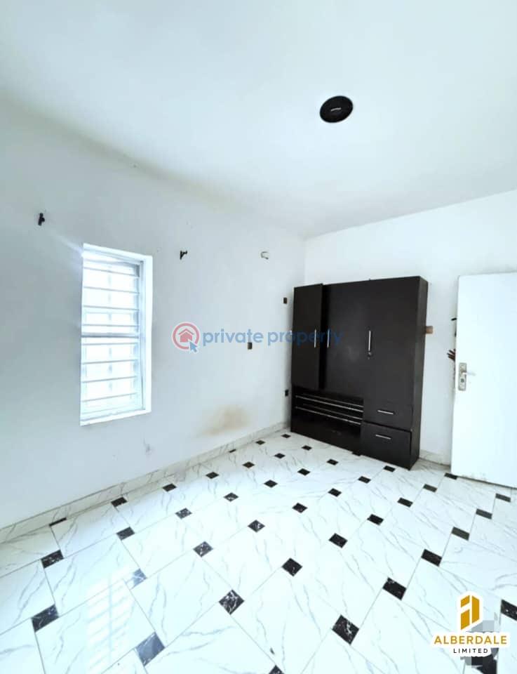 2 bedroom Block Of Flats For Rent Osapa Lekki Lagos - 6