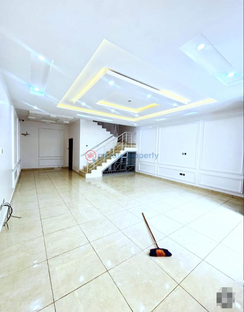 2 bedroom Block Of Flats For Rent Osapa London Lekki Lagos - 2
