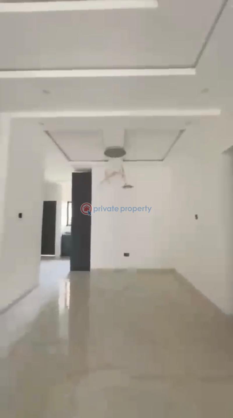2 bedroom Flat & Apartment For Rent Estate In Iponri Surulere Lagos - 3