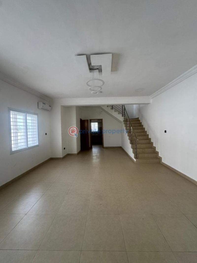 2 bedroom Maisonette For Rent Ilaje Lekki Phase 2 Lagos - 1