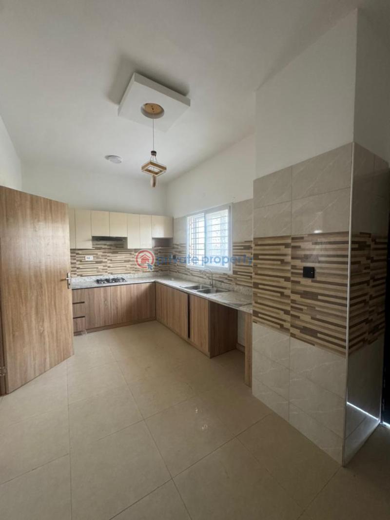 2 bedroom Maisonette For Rent Ilaje Lekki Phase 2 Lagos - 4