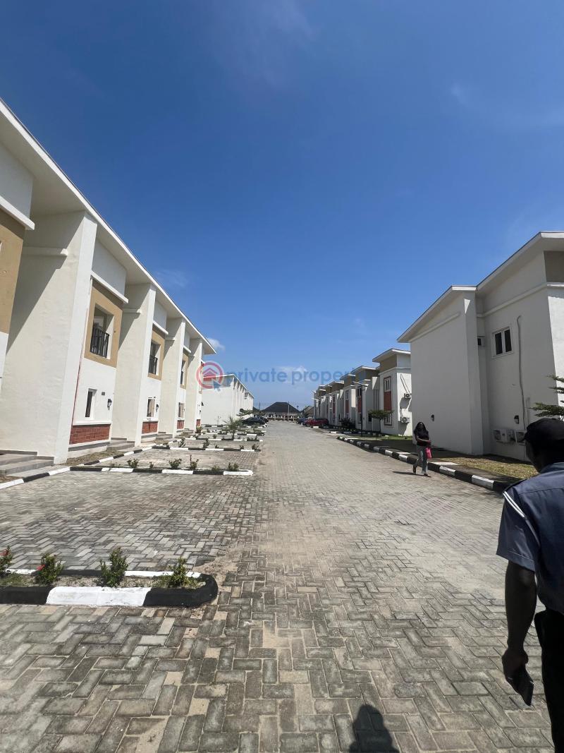 2 bedroom Terraced Duplex For Rent Abraham Adesanya Estate Sangotedo Lagos - 8