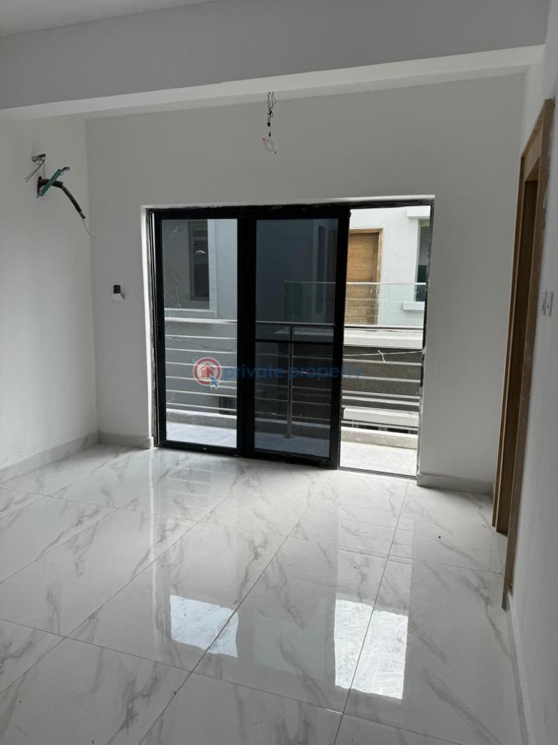 Luxurious 2bedroom - 8 2 bedroom Block Of Flats For Sale Lekki Phase 1 Lagos - 8