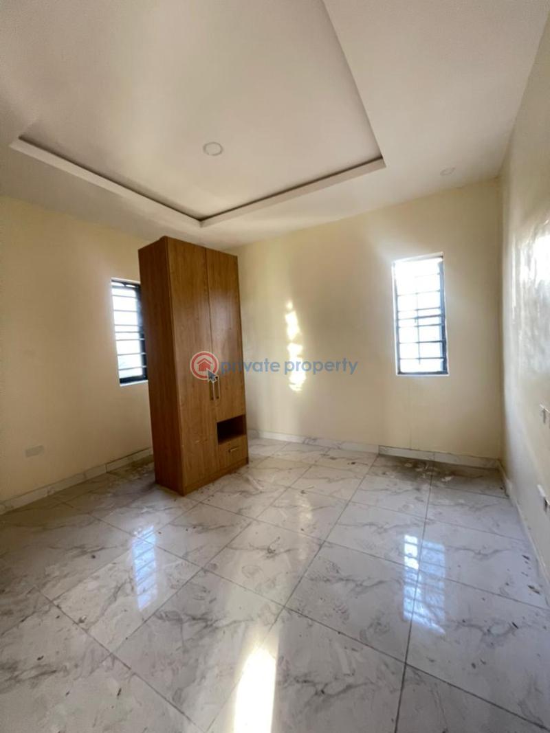 3 bedroom Flat & Apartment For Rent Osapa London Lekki Phase 1 Lekki Phase 1 Lagos - 1