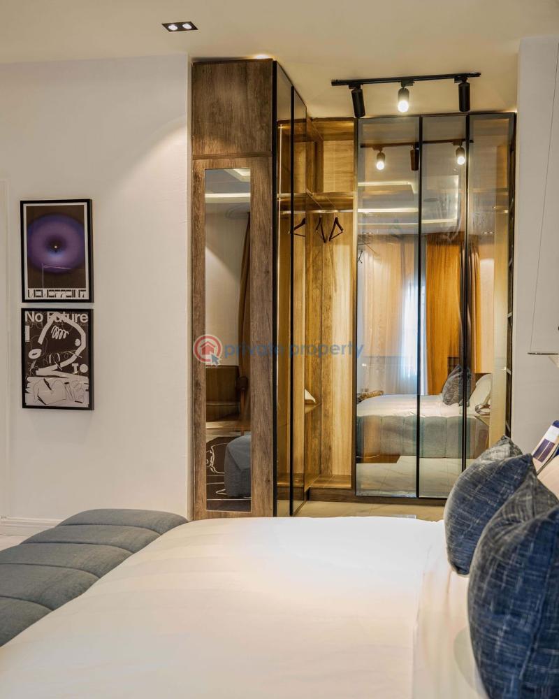 Luxurious 3-bedroom apartment - 15 3 bedroom Block Of Flats Short let Lekki Phase 1 Lagos - 15