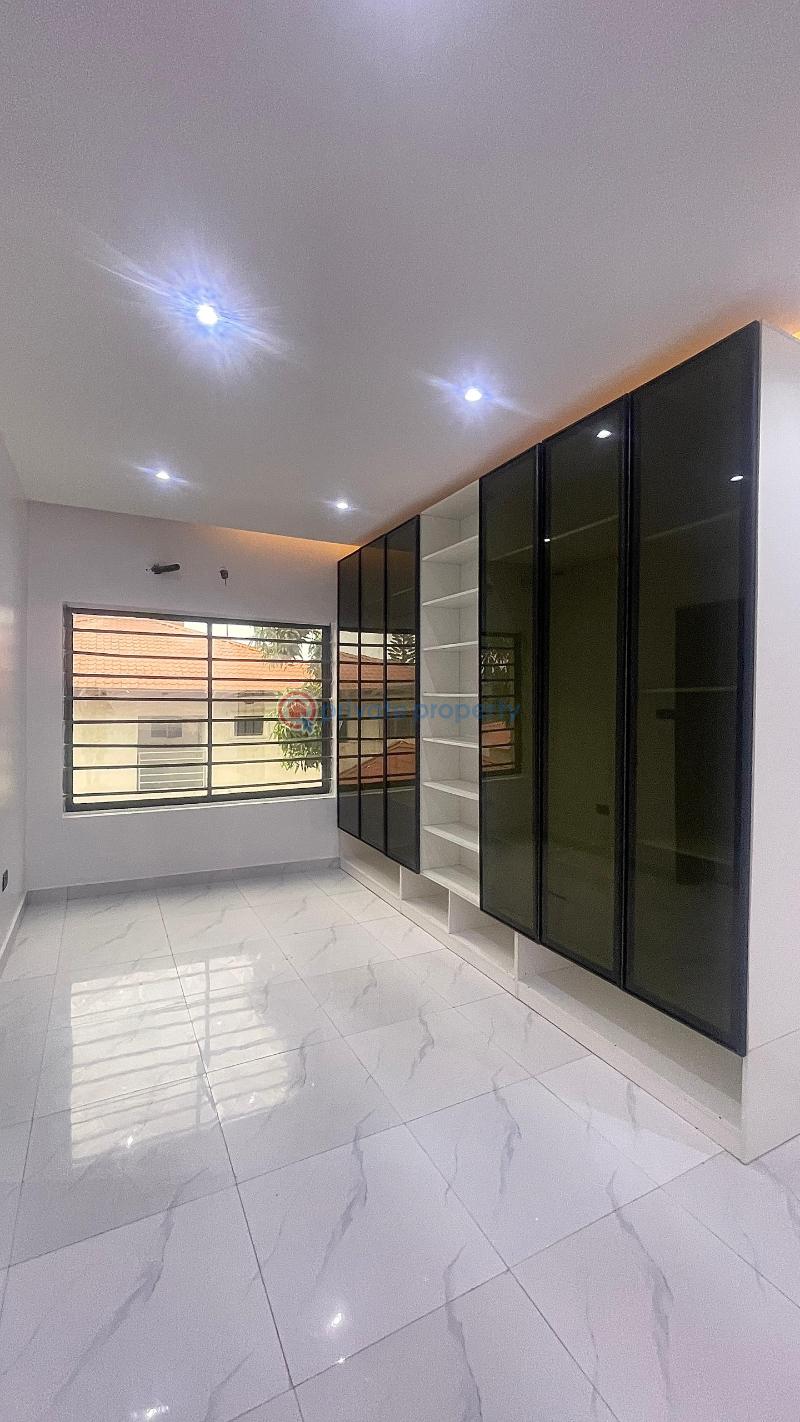3 bedroom Block Of Flats For Sale Lekki Phase 1 Lagos - 5