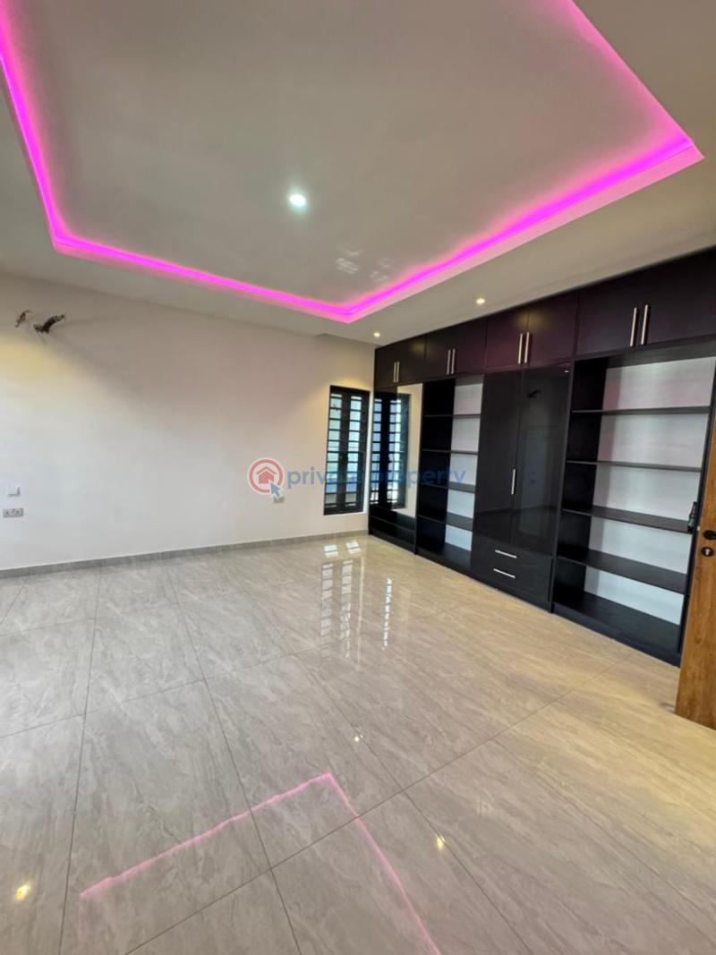 3 bedroom Flat & Apartment For Sale Ikate Lekki Phase 1 Lagos - 2