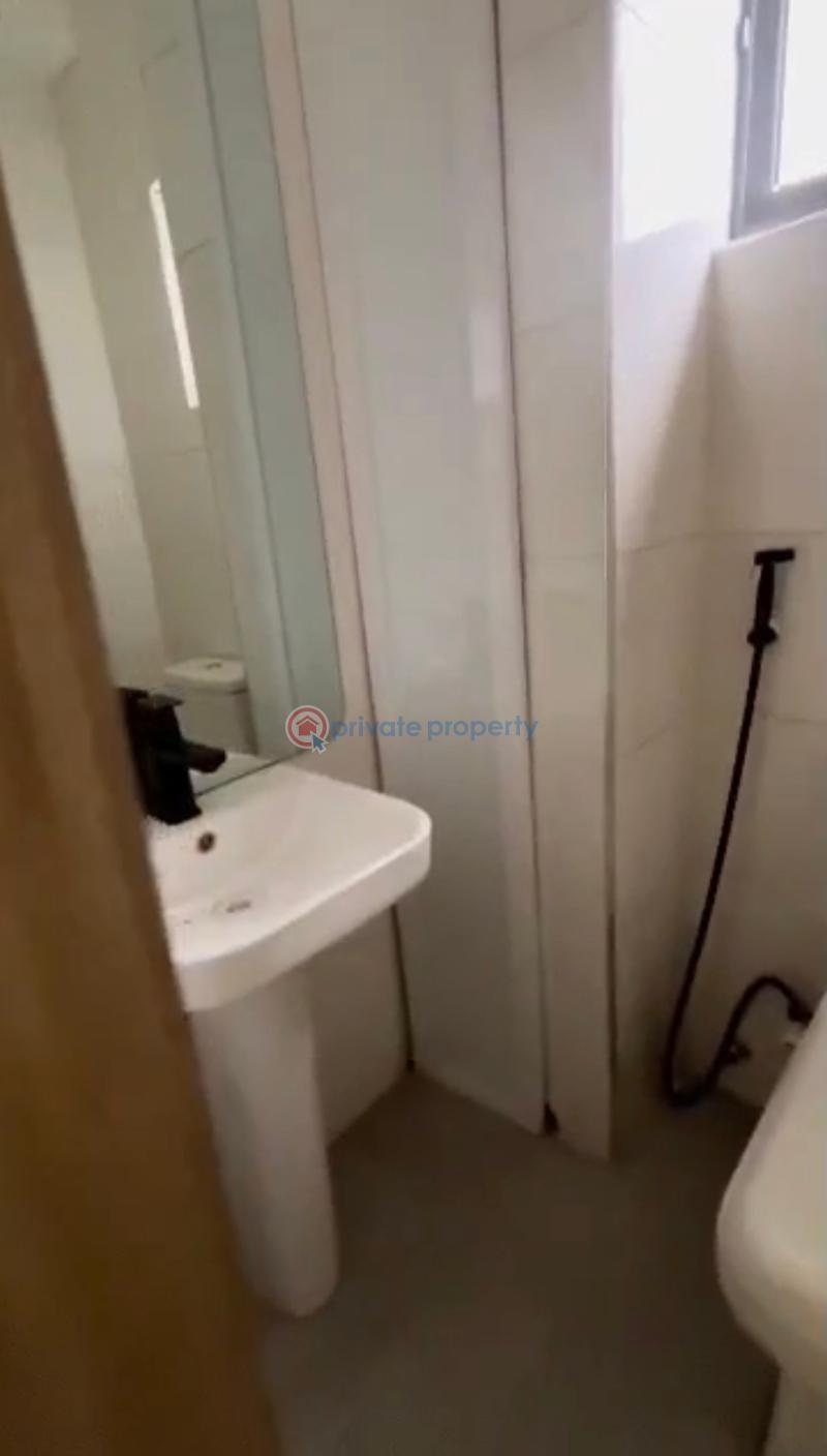 3 bedroom Flat & Apartment For Rent Sabo Yaba Lagos - 9