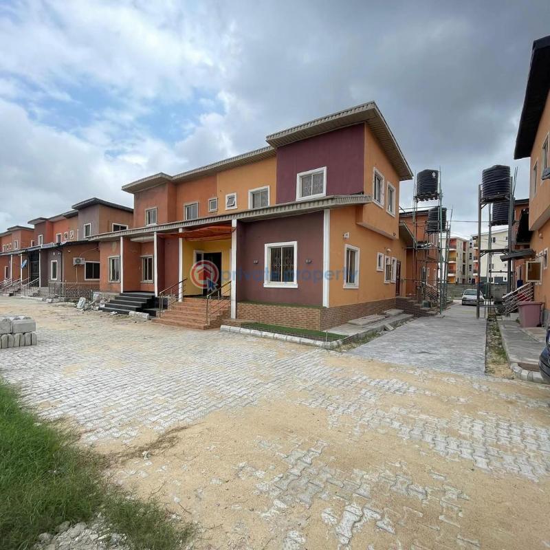 3 bedroom Semi detached Duplex For Sale Yaba Lagos - 8