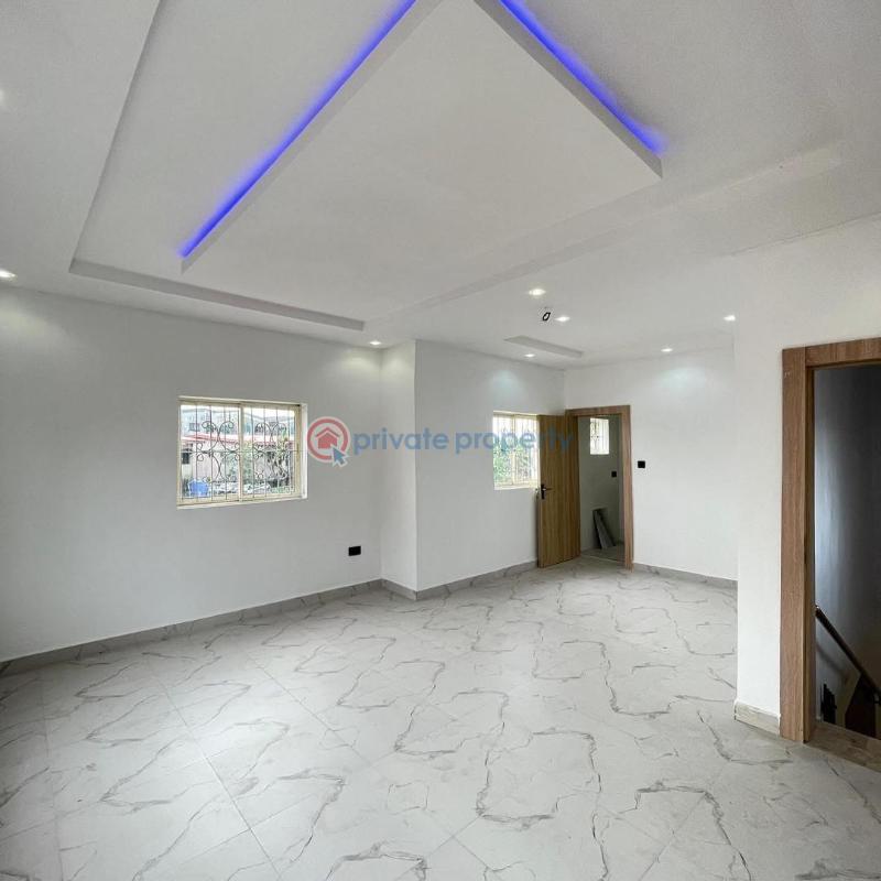 3 bedroom Semi detached Duplex For Sale Yaba Lagos - 3