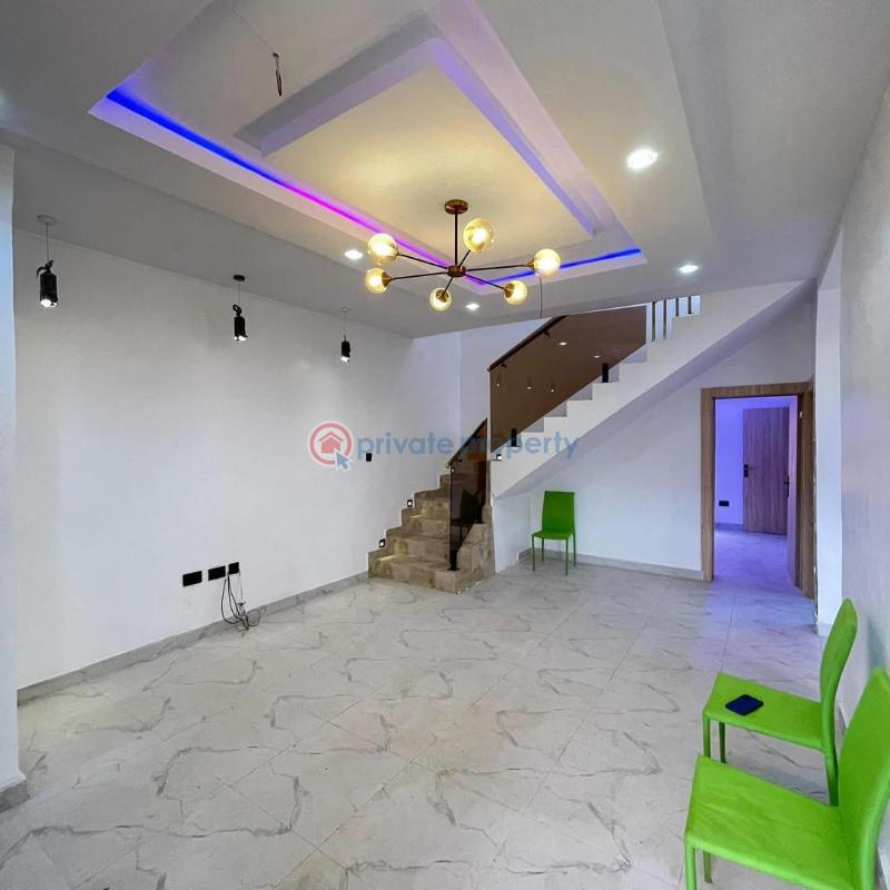 3 bedroom Semi detached Duplex For Sale Yaba Lagos - 4