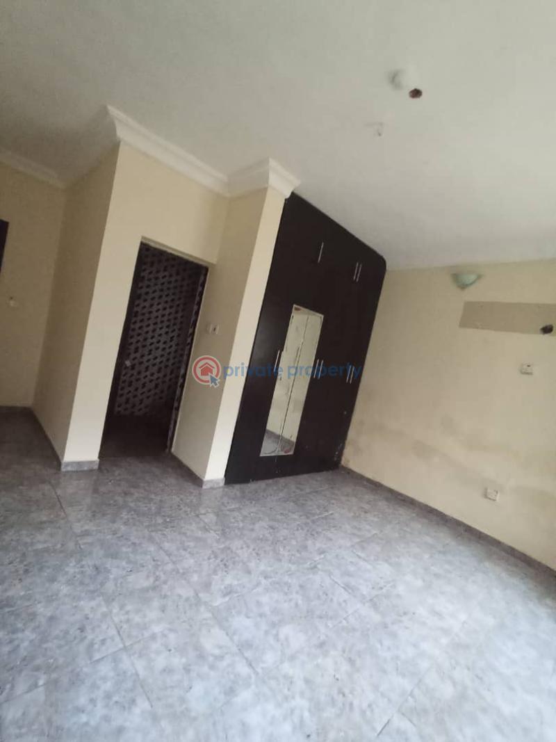 For rent 3 bedroom Block Of Flats Shagari Estate Egbeda Egbe/Idimu