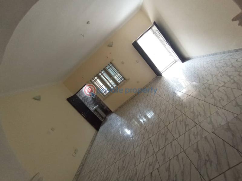 For rent 3 bedroom Block Of Flats Shagari Estate Egbeda Egbe/Idimu