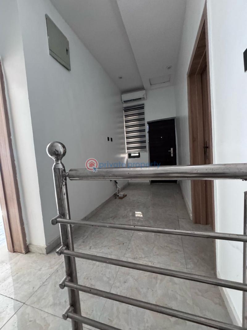 3 bedroom Semi detached Duplex For Sale Along Lekki Expressway Lagos - 14