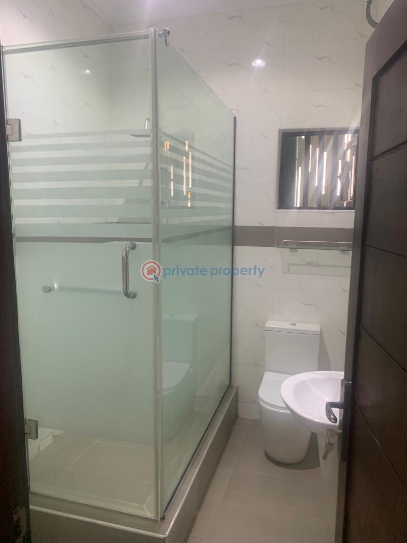 Luxurious 3bedrooms flat - 2 3 bedroom Block Of Flats For Rent Freedom Way Lekki Phase 2 Lagos - 2
