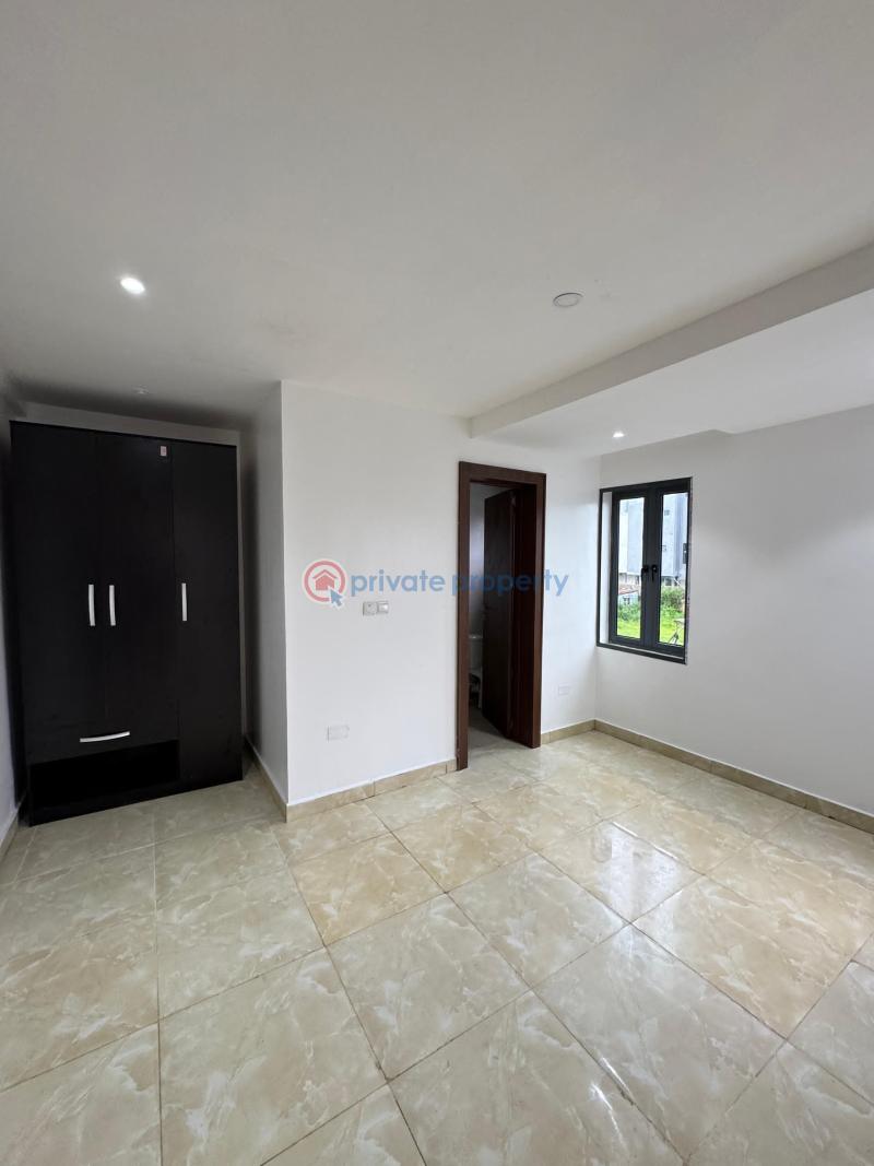 Luxurious 3bedrooms terrace - 13 4 bedroom Terraced Duplex For Sale Orchid Lafiaji Lekki Lagos - 13