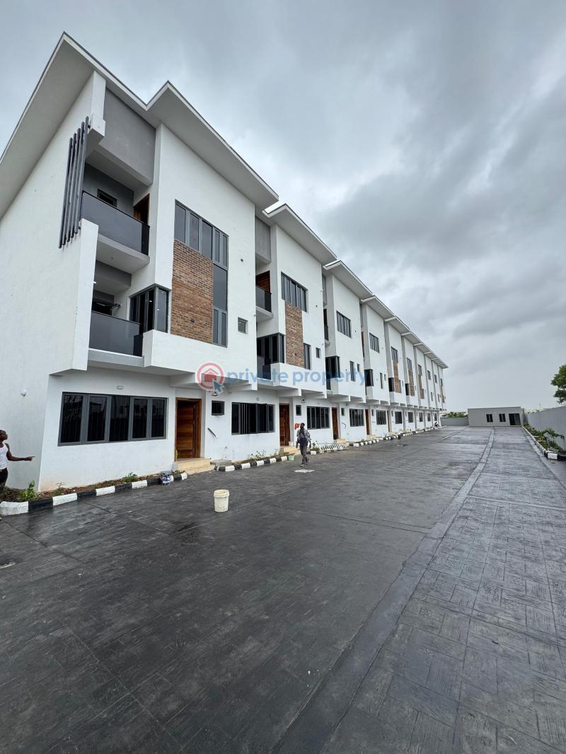 Luxurious 3bedrooms terrace - 11 4 bedroom Terraced Duplex For Sale Orchid Lafiaji Lekki Lagos - 11