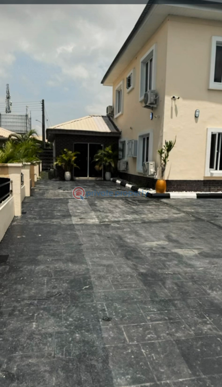 4 bedroom Semi detached Duplex For Rent Osapa Lekki Lagos - 1