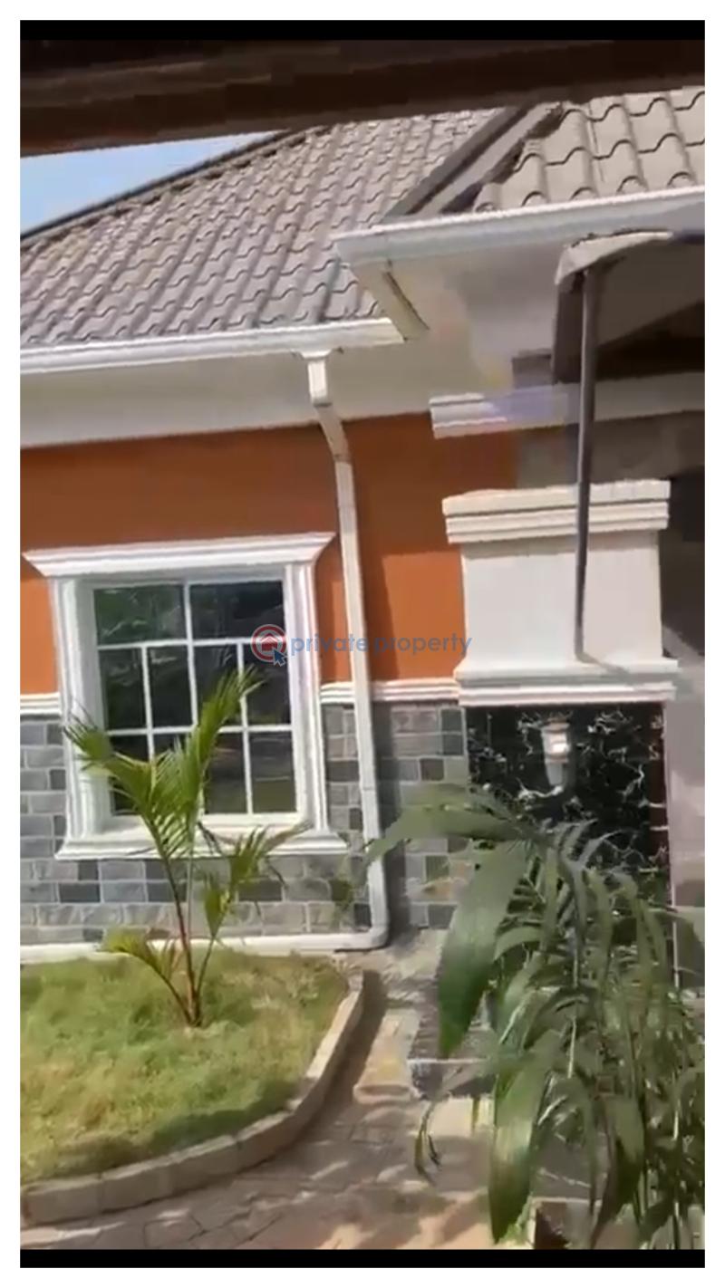 4 bedroom Detached Bungalow For Sale Transekulu Enugu Area  - 1