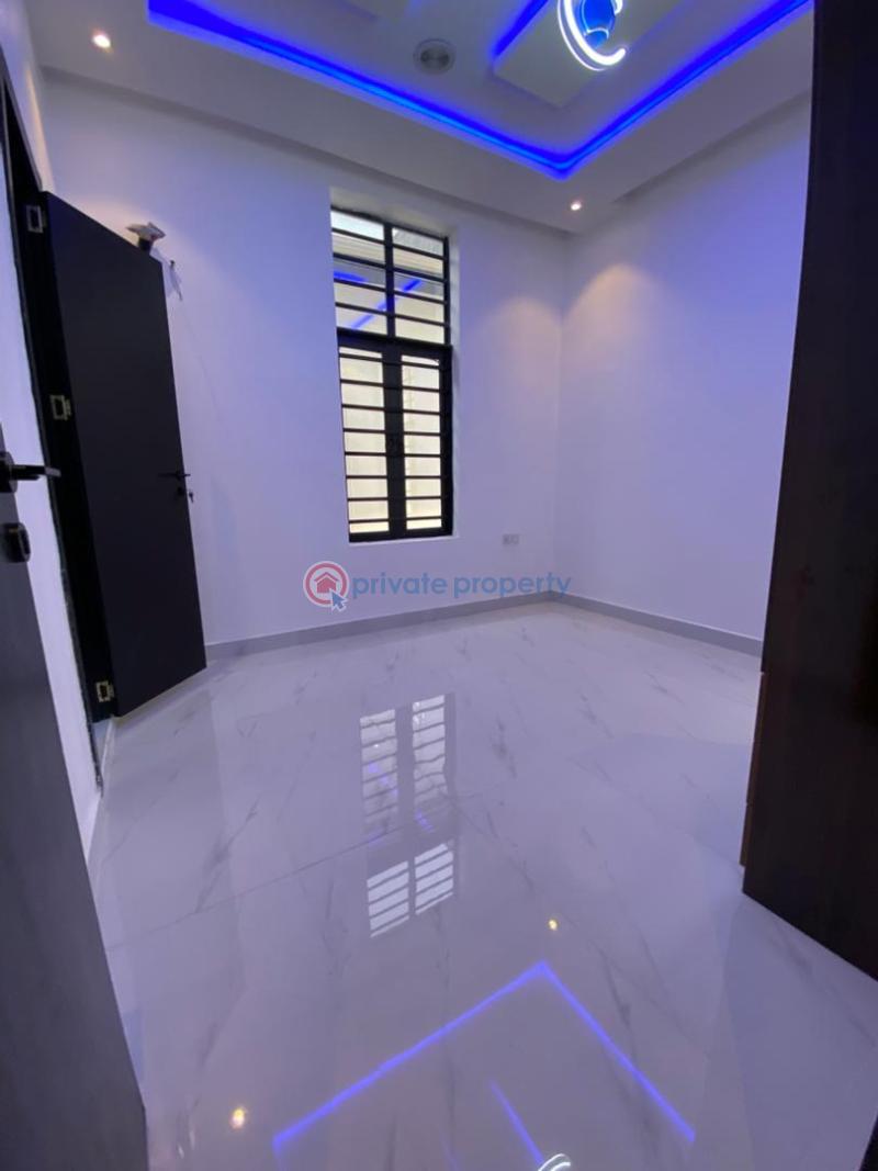 4 bedroom Detached Duplex For Sale Chevron Lekki Phase 2 Lagos - 9